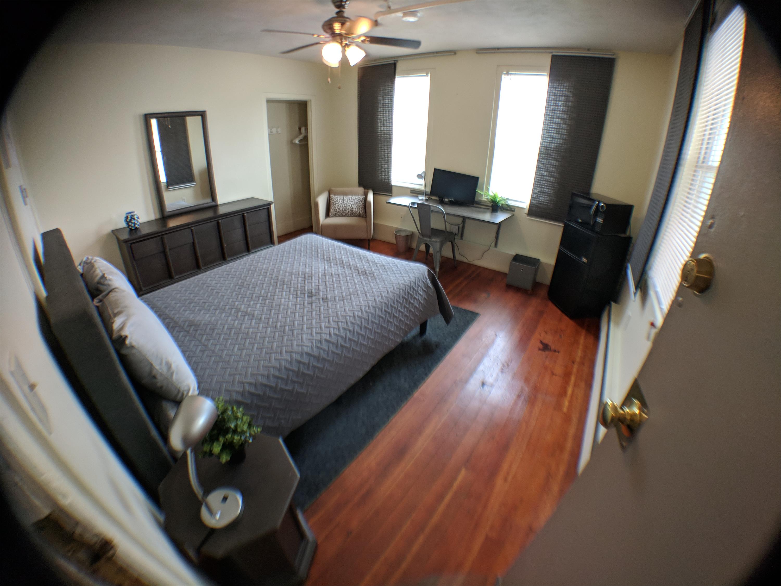 1 Railroad Street - 12